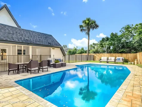 128 S Montgomery Avenue Deland FL 32720