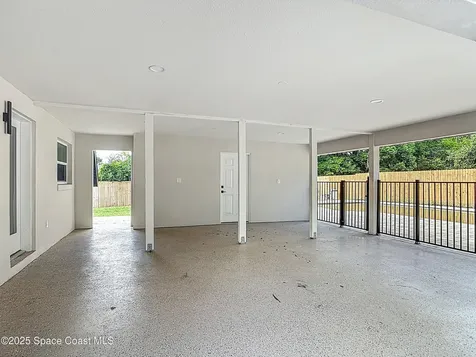 128 S Montgomery Avenue Deland FL 32720