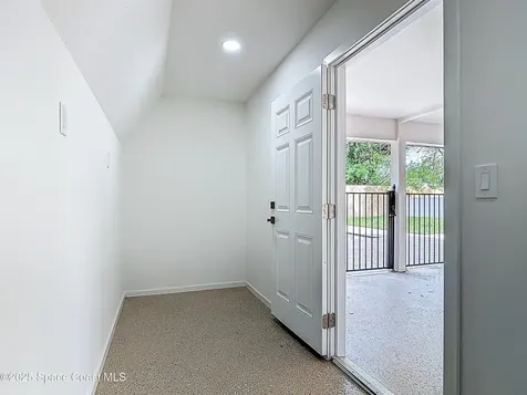 128 S Montgomery Avenue Deland FL 32720