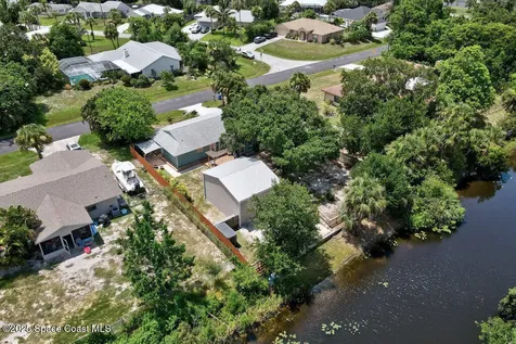 1131 George Street Sebastian FL 32958