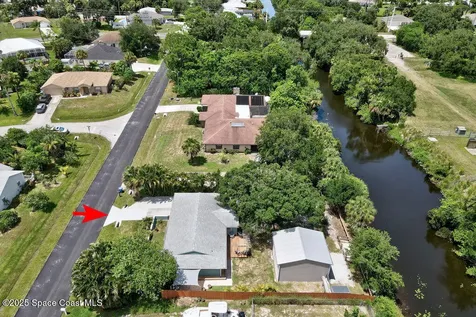 1131 George Street Sebastian FL 32958