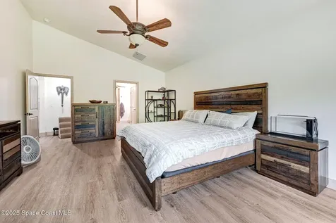 1825 S Banana River Drive Merritt Island FL 32952