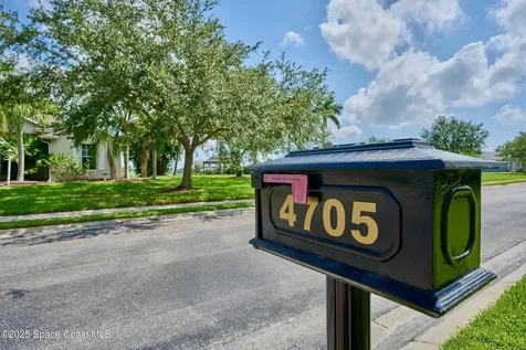 4705 Stephanie Lane SW Vero Beach FL 32968