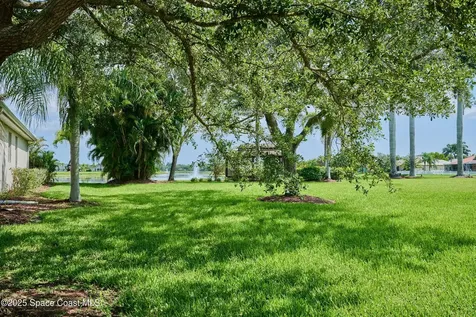 4705 Stephanie Lane SW Vero Beach FL 32968
