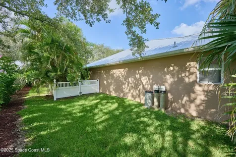 4705 Stephanie Lane SW Vero Beach FL 32968
