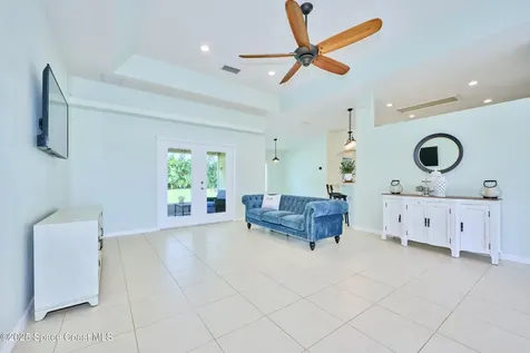 4705 Stephanie Lane SW Vero Beach FL 32968
