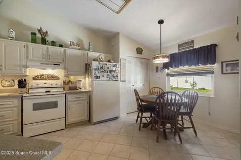 4738 N Dawnmeadow Court Plant City FL 33566