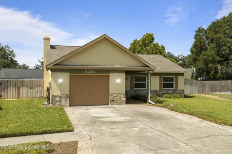 4738 N Dawnmeadow Court Plant City FL 33566