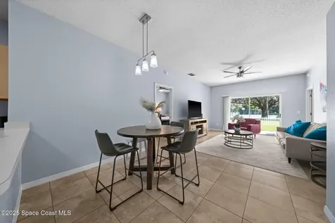 1850 Emerald Green Circle Oviedo FL 32765