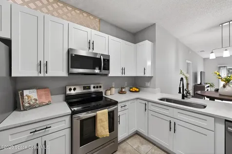 1850 Emerald Green Circle Oviedo FL 32765