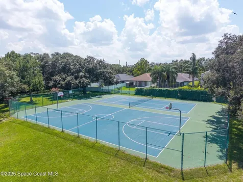 1850 Emerald Green Circle Oviedo FL 32765