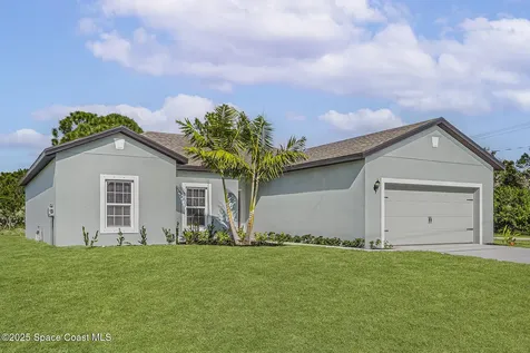 1046 Barbados Avenue SE Palm Bay FL 32909