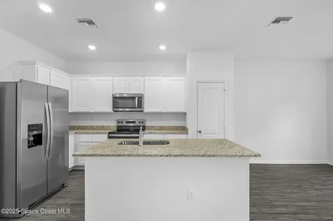 1046 Barbados Avenue SE Palm Bay FL 32909