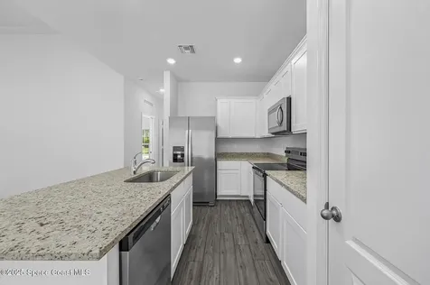 1046 Barbados Avenue SE Palm Bay FL 32909