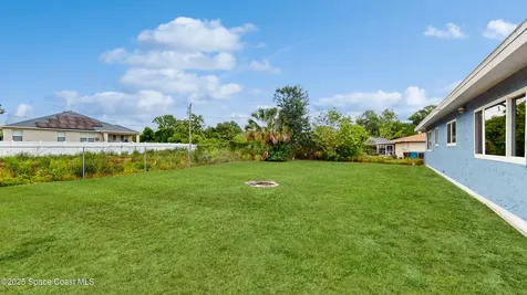 1053 Zambrana Street SE Palm Bay FL 32909