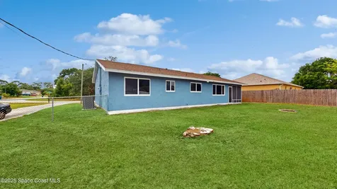 1053 Zambrana Street SE Palm Bay FL 32909