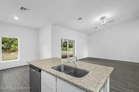 1150 Saturn Street SE Palm Bay FL 32909