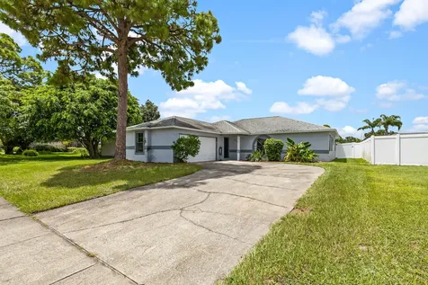 809 Kara Circle Rockledge FL 32955