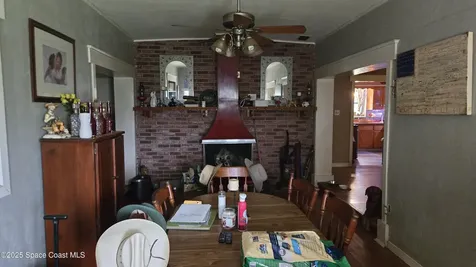 2007 Tyler Avenue Melbourne FL 32935