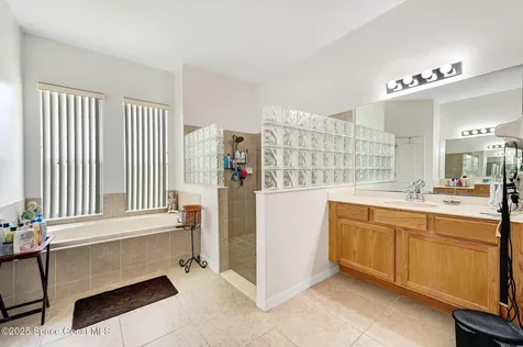 393 Farley Street SW Palm Bay FL 32908