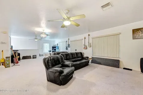 393 Farley Street SW Palm Bay FL 32908