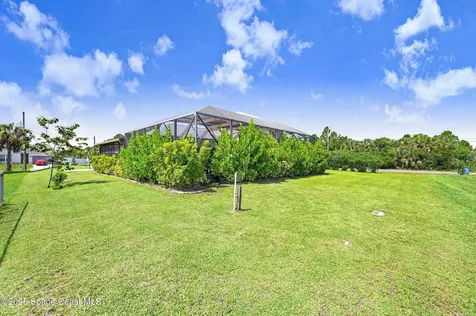 393 Farley Street SW Palm Bay FL 32908