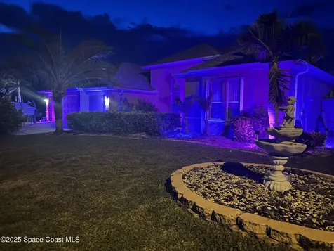393 Farley Street SW Palm Bay FL 32908