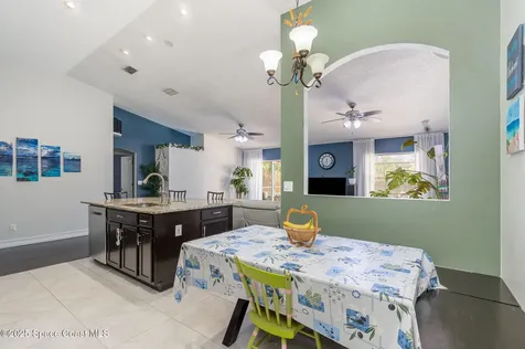713 Del Mar Circle Melbourne FL 32904
