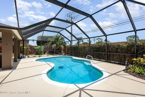 713 Del Mar Circle Melbourne FL 32904