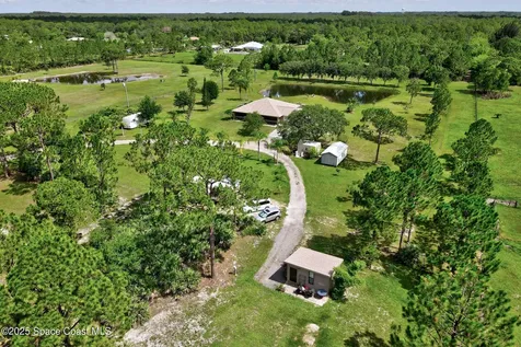 13280 81st Street Fellsmere FL 32948