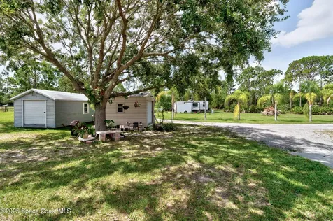 13280 81st Street Fellsmere FL 32948