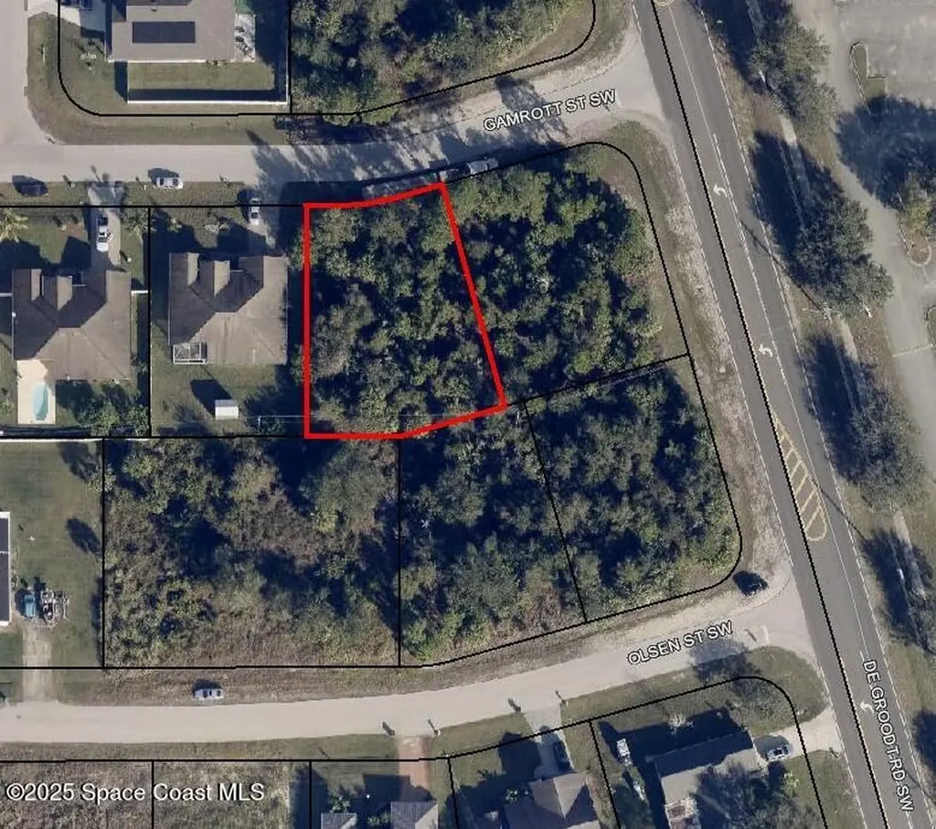 318 Gamrott Street SW Palm Bay FL 32908