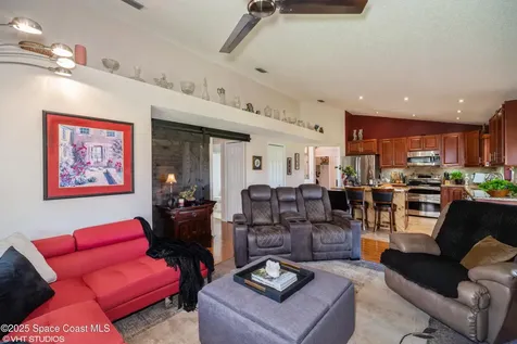 871 Quanah Street SE Palm Bay FL 32909