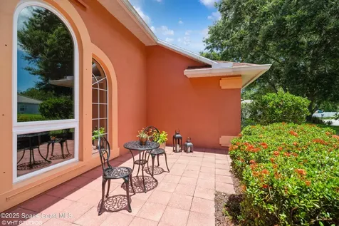 871 Quanah Street SE Palm Bay FL 32909