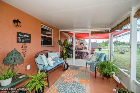 871 Quanah Street SE Palm Bay FL 32909