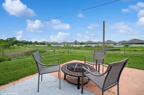 871 Quanah Street SE Palm Bay FL 32909