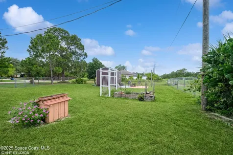 871 Quanah Street SE Palm Bay FL 32909