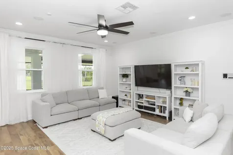 20796 Quinn Street Orlando FL 32833