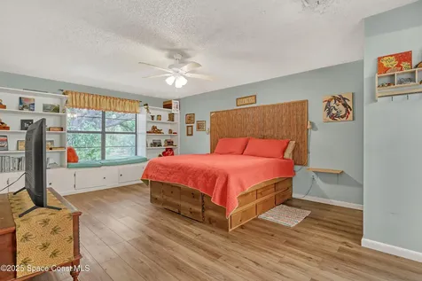 698 Awin Court SE Palm Bay FL 32909