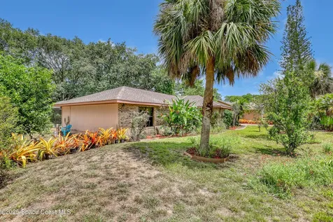 698 Awin Court SE Palm Bay FL 32909