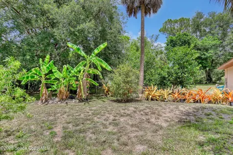 698 Awin Court SE Palm Bay FL 32909