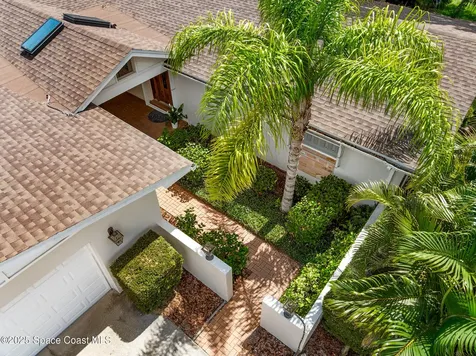 320 Cocoa Avenue Indialantic FL 32903