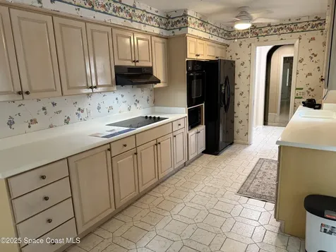 320 Cocoa Avenue Indialantic FL 32903