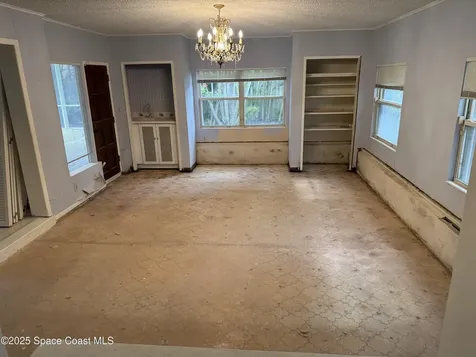 320 Cocoa Avenue Indialantic FL 32903