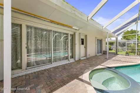 320 Cocoa Avenue Indialantic FL 32903