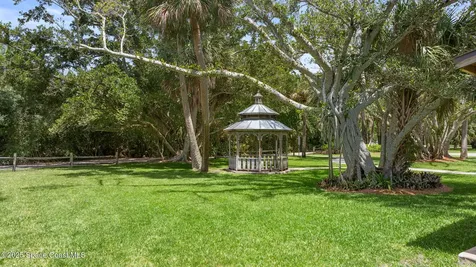 320 Cocoa Avenue Indialantic FL 32903