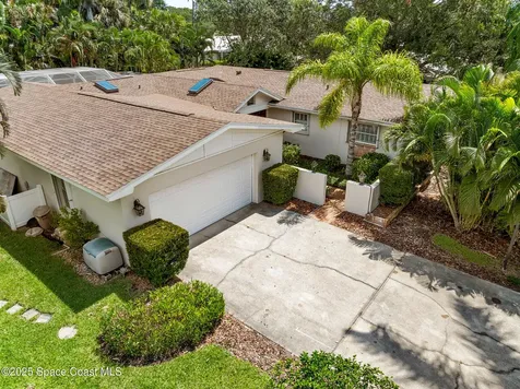 320 Cocoa Avenue Indialantic FL 32903