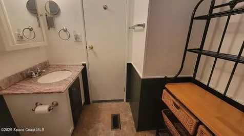 566 Marnie Circle Melbourne FL 32904