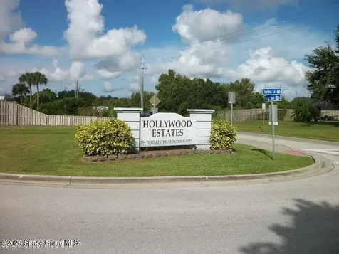 566 Marnie Circle Melbourne FL 32904