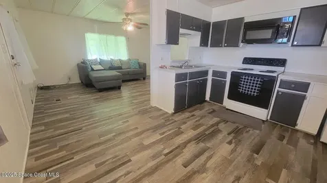 566 Marnie Circle Melbourne FL 32904